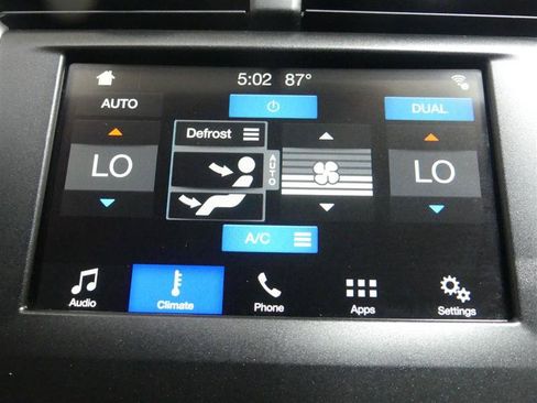 Used 2018 Ford Fusion SE w/ Fusion SE Technology Package FWD image 41