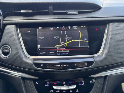 Used 2018 Cadillac XT5 Luxury image 18