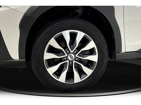 Used 2023 Subaru Outback Limited image 10