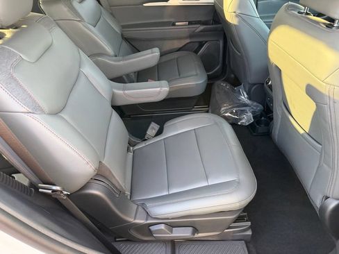 New 2026 Ford Explorer Active w/ Active Comfort Package RWD image 14