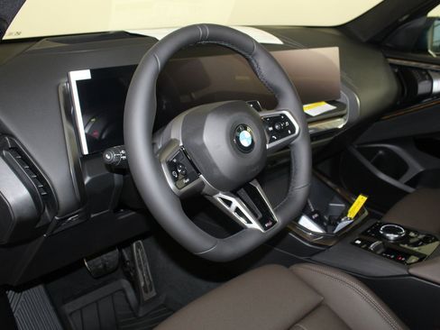 Used 2026 BMW X3 xDrive30 image 4