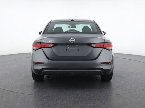 Used 2025 Nissan Sentra SV image 7