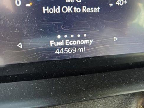 Used 2023 Jeep Grand Cherokee L Limited w/ Luxury Tech Group II image 9