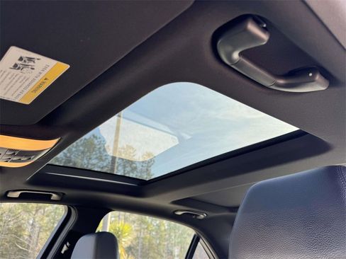 Used 2011 Mercedes-Benz E 350 4MATIC Sedan image 21