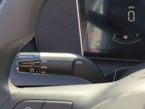 New 2026 Hyundai Tucson SE image 27