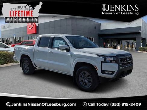 Certified 2025 Nissan Frontier SV w/ SV Convenience Package image 1