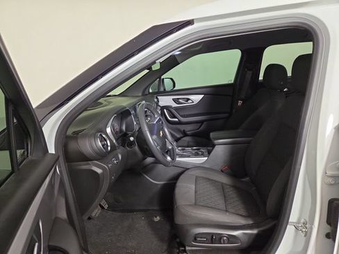 Used 2021 Chevrolet Blazer LT FWD image 12