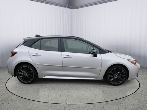 Used 2024 Toyota Corolla XSE image 9