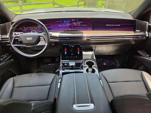 Certified 2026 Cadillac Escalade 2WD image 21