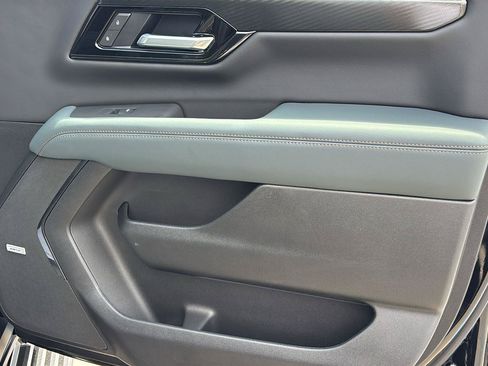 New 2026 GMC Yukon XL AT4 w/ AT4 Premium Package AWD/4WD image 26