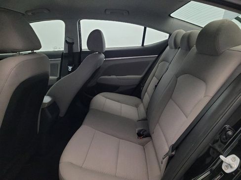 Used 2019 Hyundai Elantra SEL FWD image 18