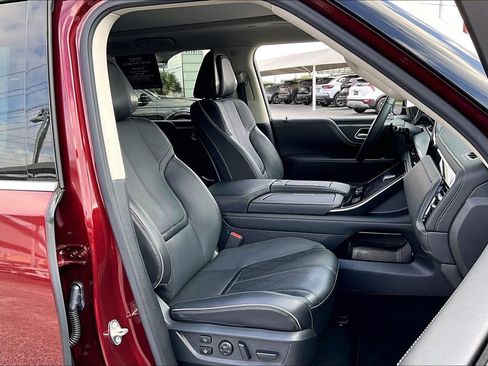 Certified 2025 INFINITI QX80 Sensory AWD/4WD image 12
