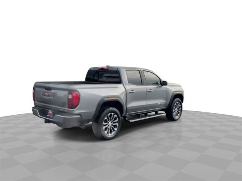 New 2026 GMC Canyon Denali image 8