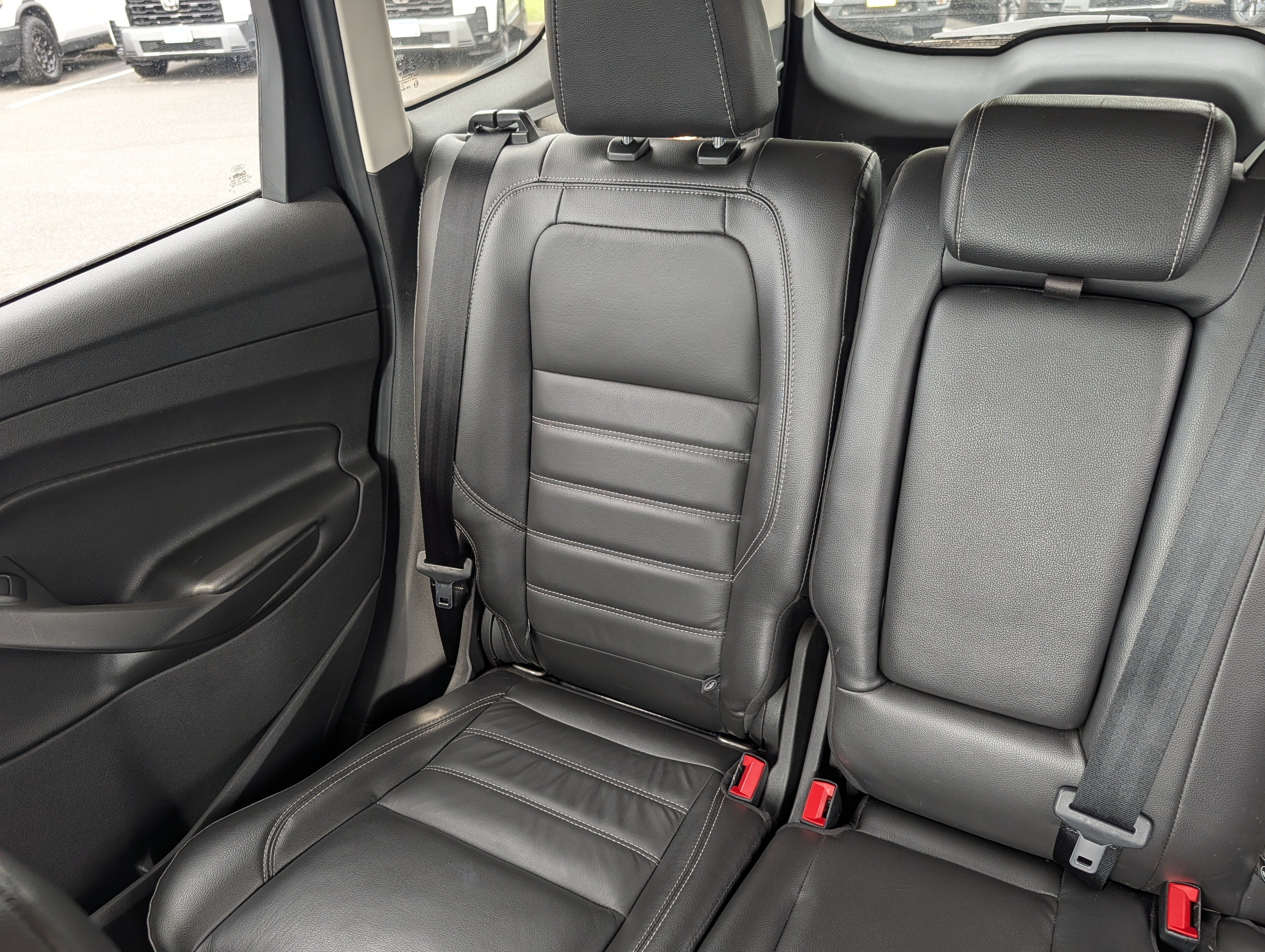 Used 2018 Ford Escape SEL AWD/4WD image 12