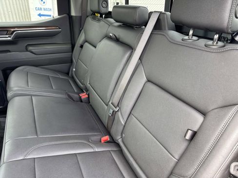 Used 2024 Chevrolet Silverado 1500 LT Trail Boss w/ Convenience Package II image 13