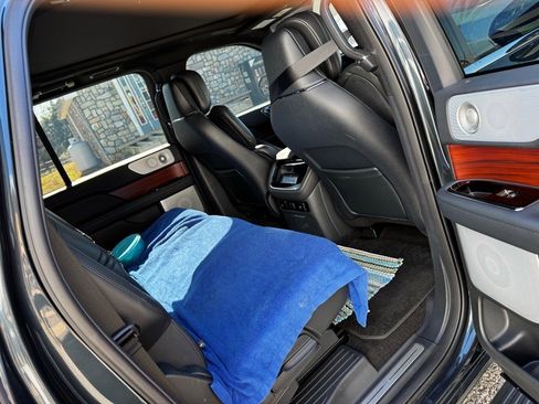 Used 2024 Lincoln Navigator L Reserve image 25