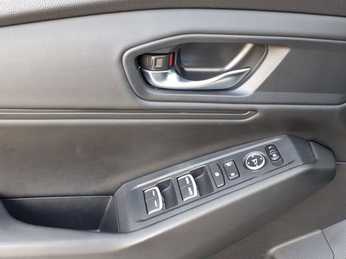 Used 2023 Honda Accord EX image 28