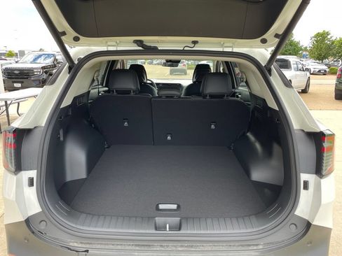 New 2026 Kia Sportage EX AWD/4WD image 13