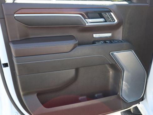 Used 2025 GMC Sierra 1500 Denali w/ Denali Reserve Package image 15