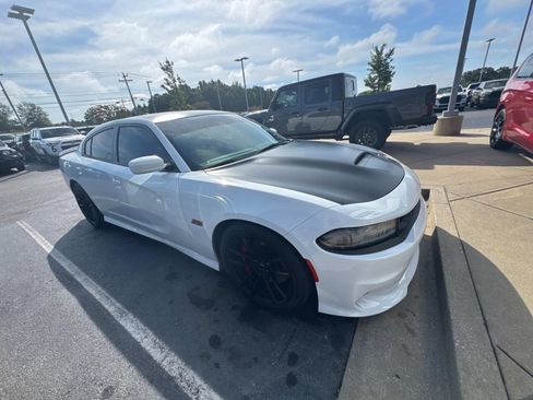 Used 2020 Dodge Charger Scat Pack w/ Dynamics Package RWD image 3