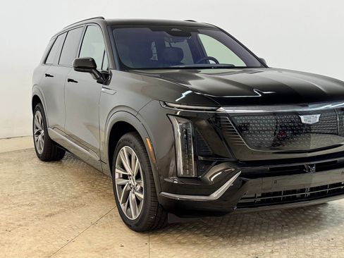 New 2026 Cadillac Vistiq Sport w/ LPO, Floor Liner Package image 7