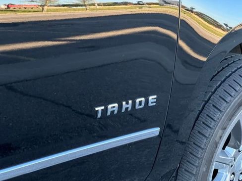 Used 2018 Chevrolet Tahoe LT w/ LT Signature Package AWD/4WD image 36