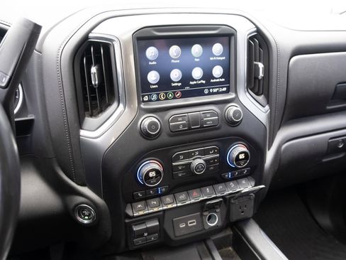 Used 2020 Chevrolet Silverado 1500 LTZ w/ LTZ Premium Package image 3