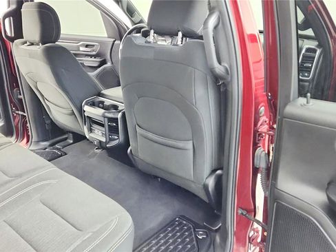 Used 2019 RAM 1500 Big Horn AWD/4WD image 24