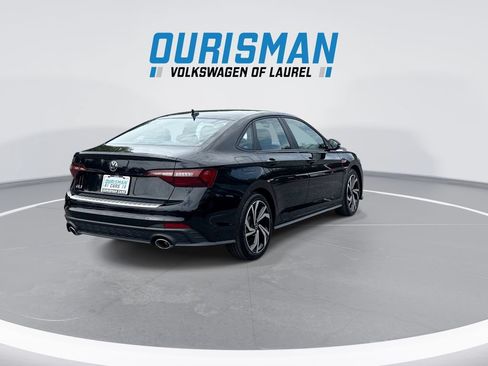 Certified 2023 Volkswagen Jetta GLI Autobahn FWD image 8