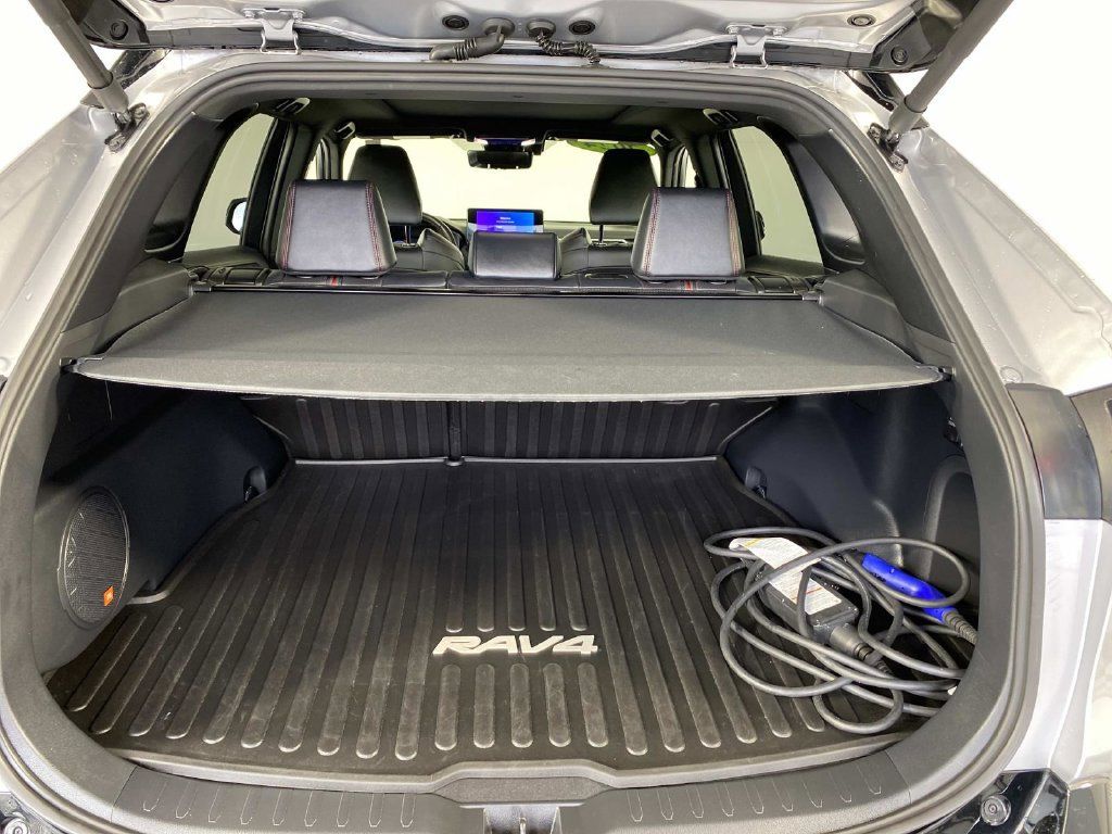 Used 2024 Toyota RAV4 XSE w/ Premium Package AWD/4WD image 8