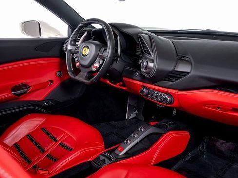 Used 2019 Ferrari 488 Spider image 47