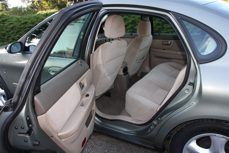 Used 2001 Ford Taurus SES FWD image 14
