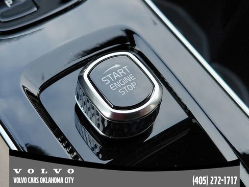 New 2026 Volvo XC90 B6 Plus w/ Protection Package Premier image 20