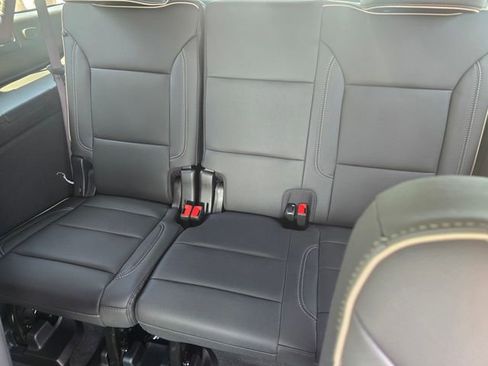 New 2026 GMC Yukon XL Elevation RWD image 9