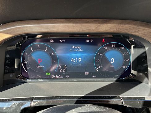 New 2026 Volkswagen Atlas SE image 40