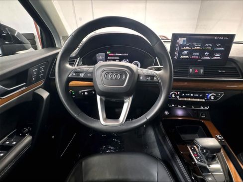 Used 2023 Audi Q5 2.0T Premium Plus w/ Premium Plus Package AWD/4WD image 8