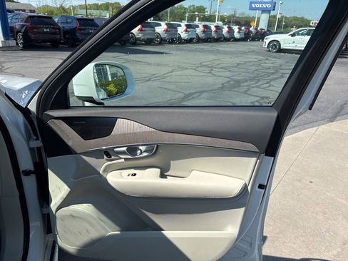 Used 2023 Volvo XC90 B6 Plus w/ Protection Package Premier AWD/4WD image 31