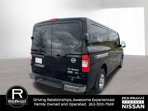 Used 2016 Nissan NV 3500 SV w/ SV Technology Package RWD image 4