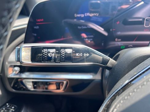 New 2026 Cadillac Lyriq V image 33