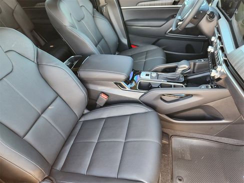 New 2025 Kia Telluride EX image 10