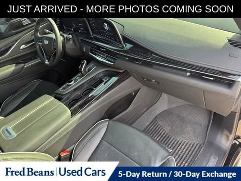 Used 2023 Cadillac Escalade ESV Sport w/ Touring Package image 16