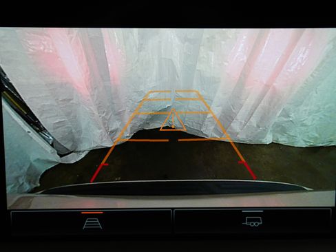 Used 2023 GMC Yukon SLT image 10