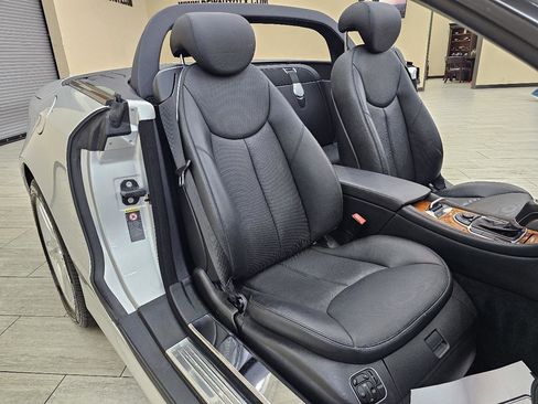 Used 2008 Mercedes-Benz SL 550 image 18