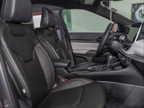 Used 2024 Jeep Compass Limited AWD/4WD image 21