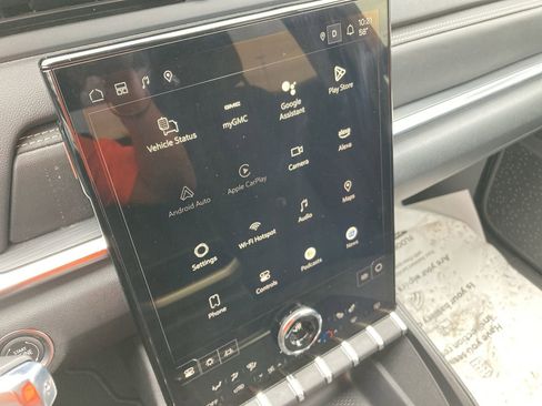 Used 2025 GMC Terrain Elevation image 20