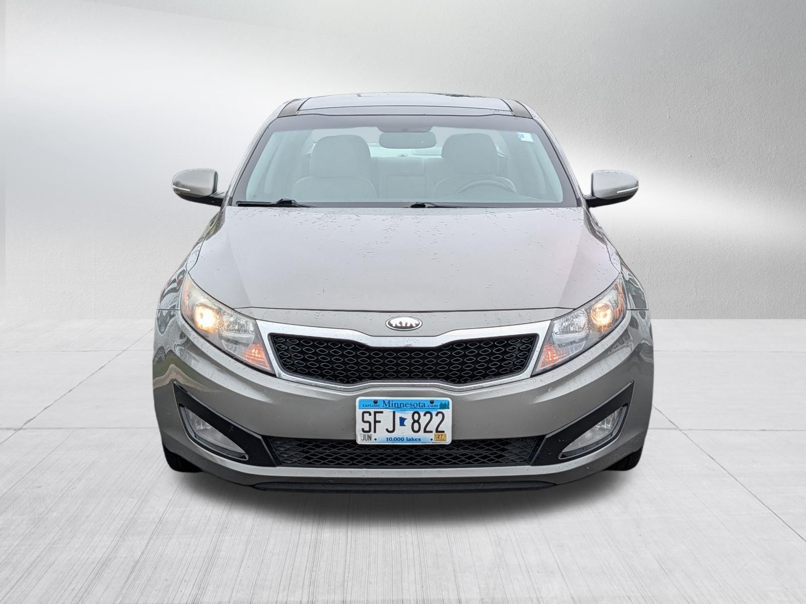 Used 2012 Kia Optima EX w/ Premium Pkg FWD image 2