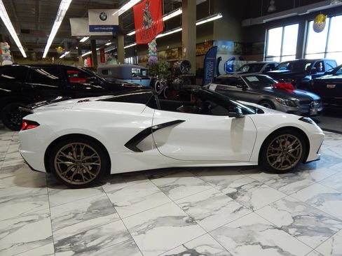 Used 2024 Chevrolet Corvette Stingray Premium Conv w/ Z51 Performance Package image 29