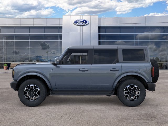 Used 2025 Ford Bronco Outer Banks AWD/4WD image 3