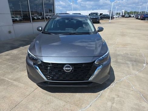 Certified 2025 Nissan Sentra SV w/ All-Weather Package FWD image 4