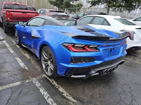 Used 2024 Chevrolet Corvette Z06 w/ Battery Protection Package image 7